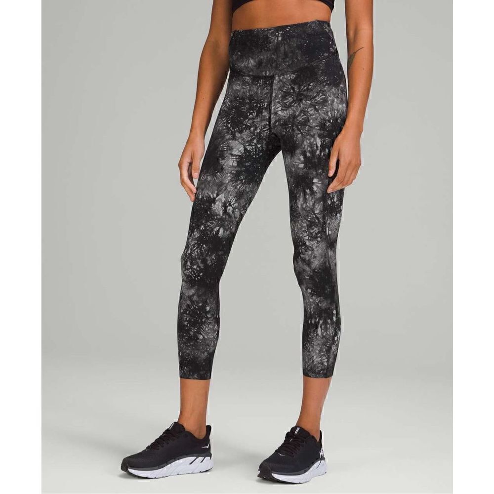 Womens Lululemon Base Pace High-Rise Crop